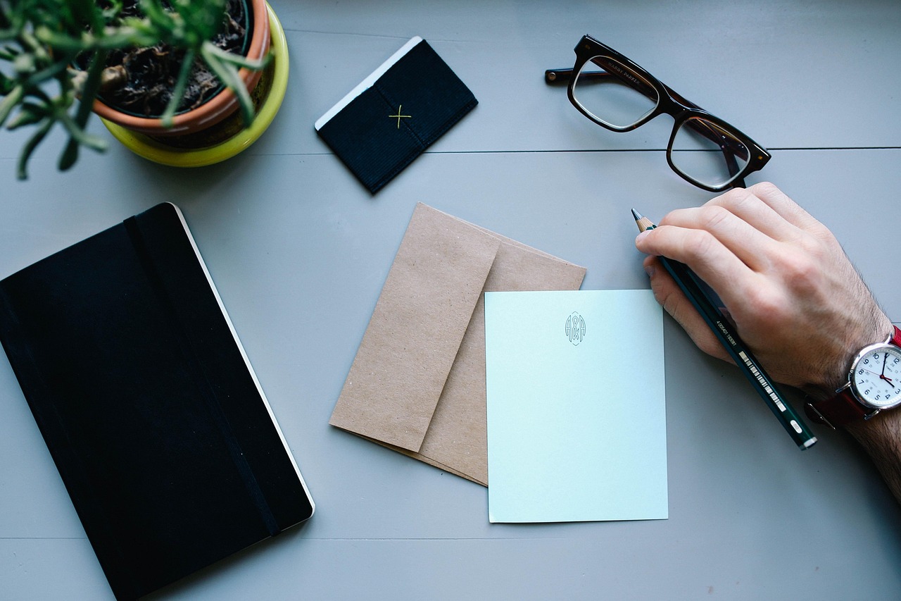 How to build a past-performance portfolio when you have no government contracts yet
